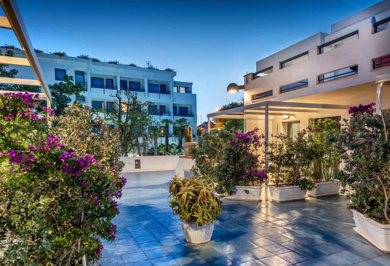 Acacia Marina Hotel Marina di Ragusa Kültér fotó
