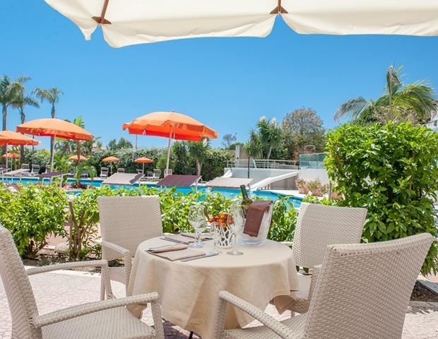 Acacia Marina Hotel Marina di Ragusa Kültér fotó