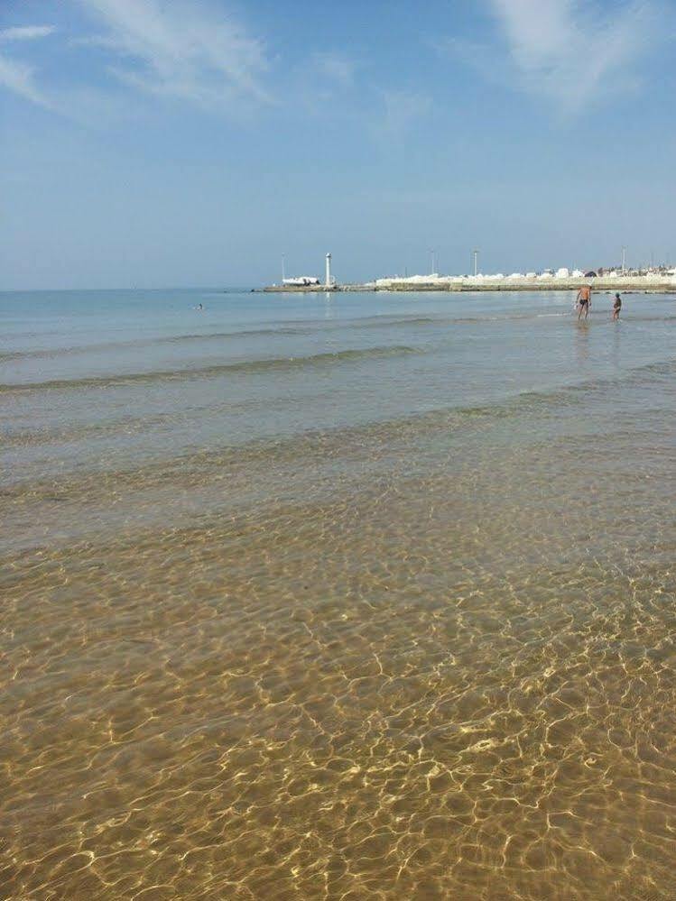 Acacia Marina Hotel Marina di Ragusa Kültér fotó
