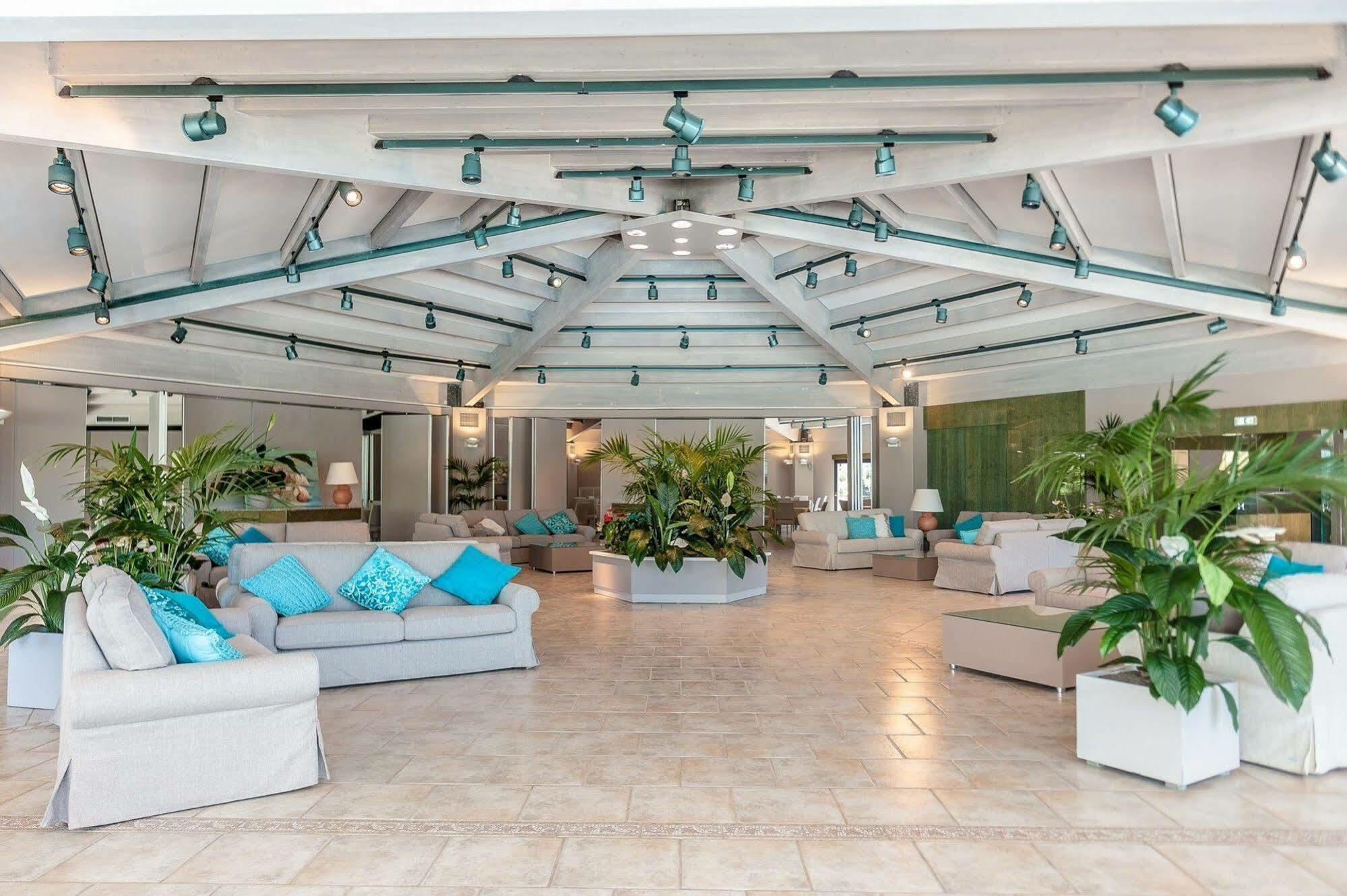 Acacia Marina Hotel Marina di Ragusa Beltér fotó