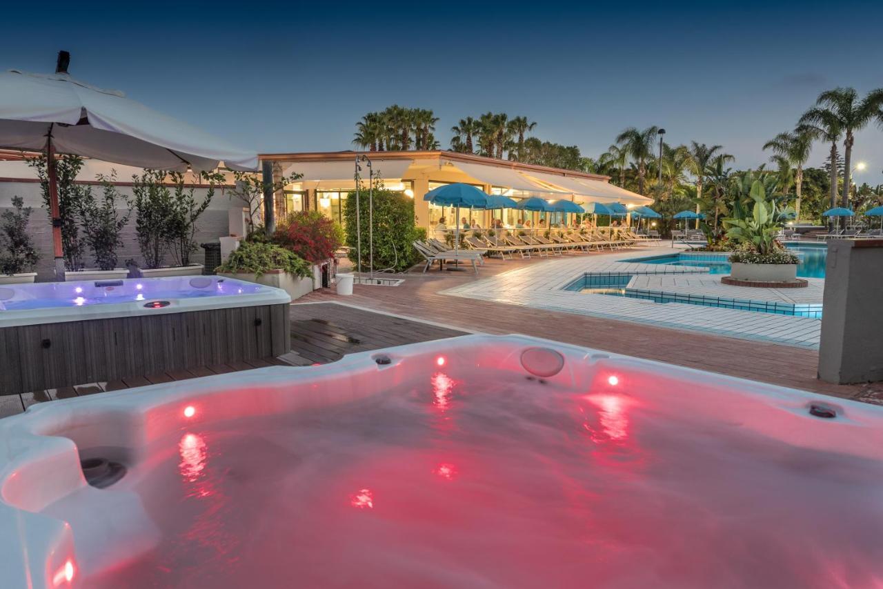 Acacia Marina Hotel Marina di Ragusa Kültér fotó